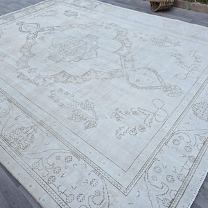 Persian Style Rug 10x12, Living Room Rug 10x12,  Oversized Area Rug, Vintage Rug, Beige Brown Pale Gray Rug, Neutral Rug, Muted Oushak Rug