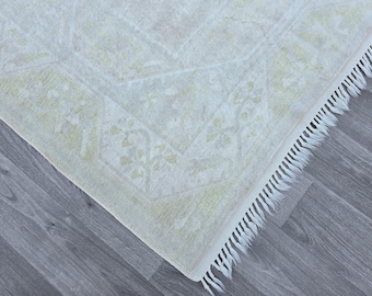 Handknotted 5x8 Vintage Oushak Rug, Turkish 5x8 Milas Rug, Wool Soft Rug, Vintage Area Rug, Palace Size Rug, Original Rug, 5,26 x 8,21 foot