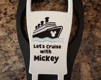 Boat Mickey Cup Carrier on black
