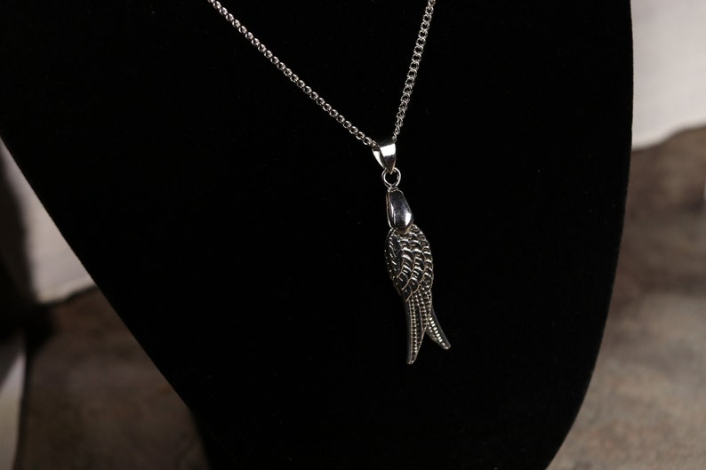 Detailed Double-Sided Silver Wing Pendants Hung on Bright Silver Curb Chain with Feather Pendant Angel Jewelry Pair of Wings Necklace