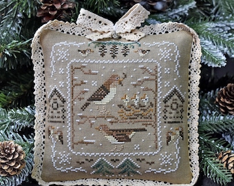Birds in winter primitive cross stitch pattern PDF / StitchyPrincess