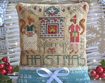 Christmas Squirrels primitive cross stitch pattern PDF / Winter Fireplace Sampler / by StitchyPrincess Ukraine