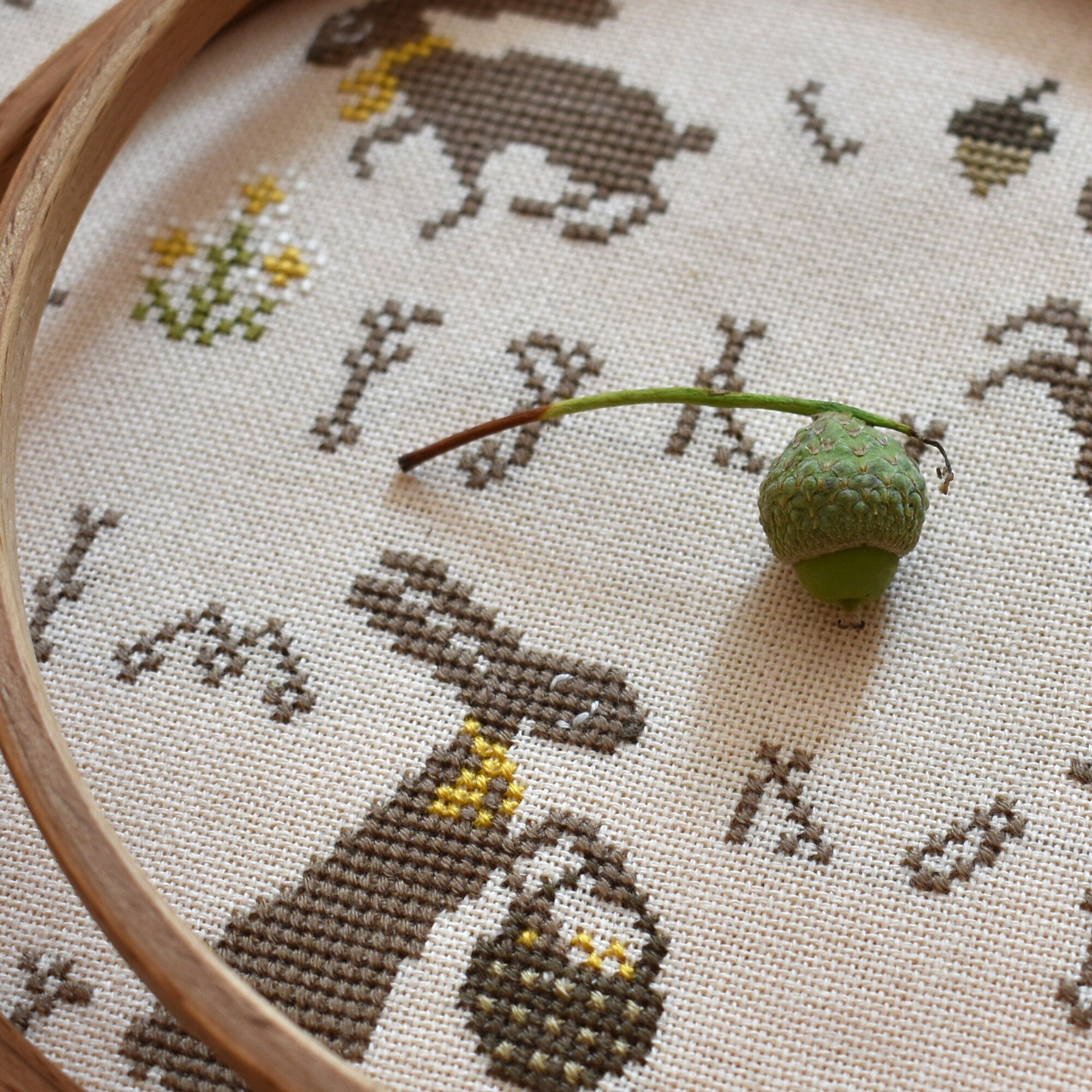 Spring Bunnies Cross Stitch Pattern PDF / Rabbit Easter Primitive ...