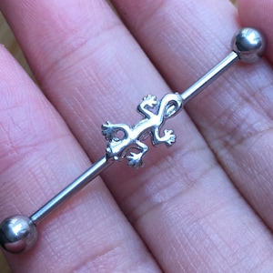 industrial barbell,gecko industrial barbell,Industrial jewelry piercing,ear piercing, friendship earrings