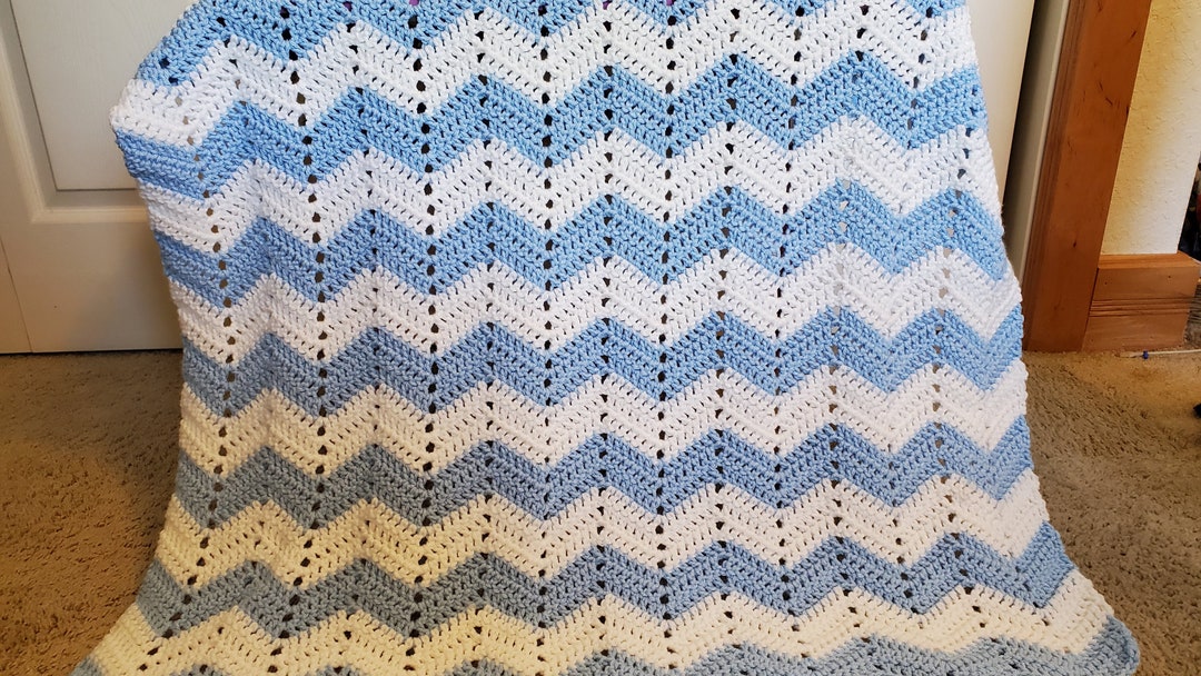 Dandelion White Chevron Baby Blanket main image 1