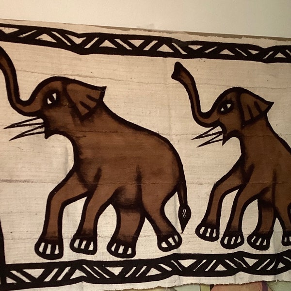 Mud Cloth Wall Hanging - #34, 2 happy elephants, trunk up, 25L x 40W