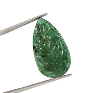 Rare Emerald, Leaf Flower Carving Gemstone, Fancy Carving, Handwork Carved Gemstone, Gift For Her, Hand Carved Gemstone, Sold By Per Piece,