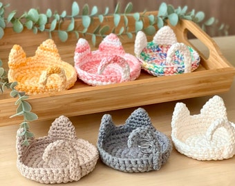 Hand-crocheted Cat Trinket Dish - Cotton Jewelry Tray & Ring Holder