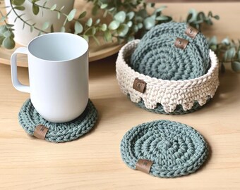 Round Coasters & Holder, Set of 4 / 6 / 8| Hand Crocheted w Cotton Cord| Customizable Color| Minimalist Modern Home Decor | Holiday Gift Set