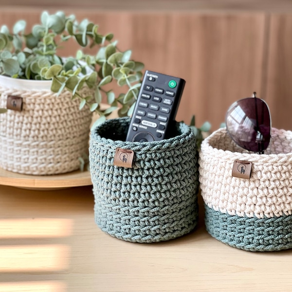 Small Storage Basket (1 ct)| Crocheted Two-tone Basket| Minimalist Modern Home Decor| Multi-purpose Organizer- Bath/Bedroom, Desk, Entryway