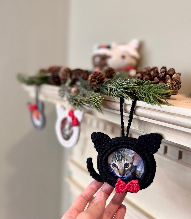 Crochet PATTERN: Cat Ornament & Photo Frame Holiday Home Decor Christmas Personalized Ornament Festive Kitty Garland Cat Lovers Gift 画像 5