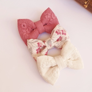 Hair bow set 3pcs // Set of 3 girl barrettes, TRIO knot barrettes, Double gauze, Cotton, Girl gift, baby girl