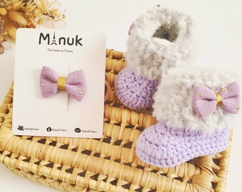 Gift box, Baby booties Size 0/6months, Hair bow, Color available// Baby Girl gift box, Baby boots Size 0/6months, Hair bow