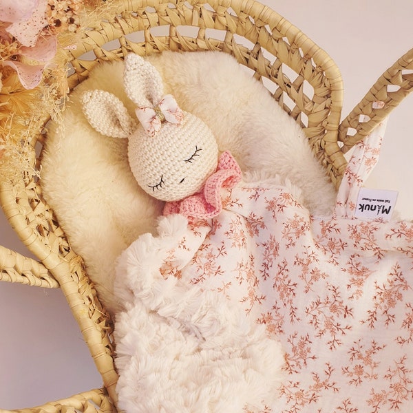 Doudou Lapin Personnalisé, Doudou Plat, Idée cadeau naissance, Cadeau bébé