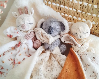 Doudous  animaux en crochet // Paon, Koala, Ourson