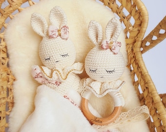 Coffret Naissance Bébé, Doudou Lapin Personnalisé, Doudou attache tétine, Hochet personnalisé, Cadeau Baby shower