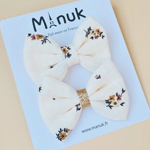 Hårspänne i bohemisk stil, elastiskt hårband för babyflicka, födelsedagspresentidé, olika stativ finns tillgängliga