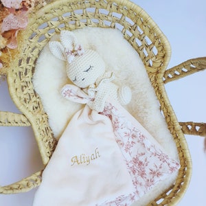 Personalized RABBIT comforter, pacifier attachment comforter, Birth Gift image 3