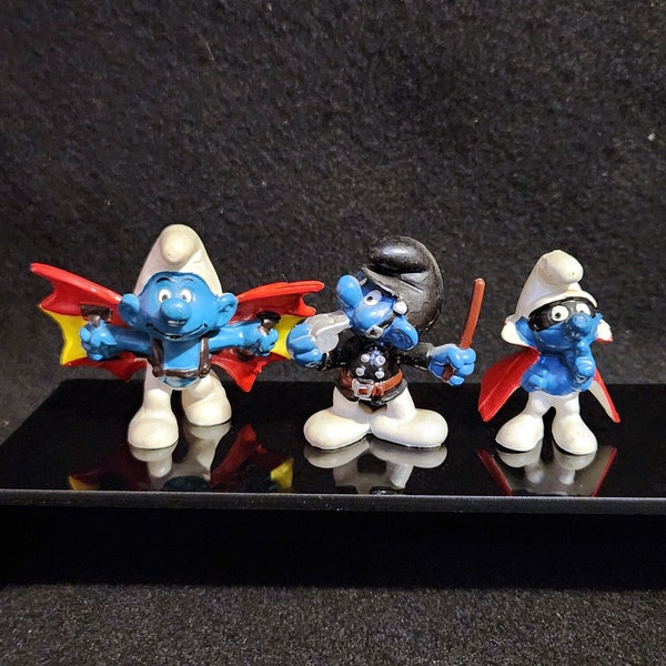 3 Heist Smurfs (Policeman) - Smurf Village Figurine (Spy, Police, Hang Glider) - Schleich Miniature PVC - Vintage Peyo Mini Figure Toy