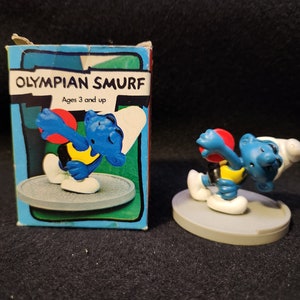 Super Smurf Olympian Discus Thrower w/ Box - COMPLETE - - Schleich Miniature PVC Figure - Vintage Peyo Mini Doll Toy (6710 / 40503) - Smurfs
