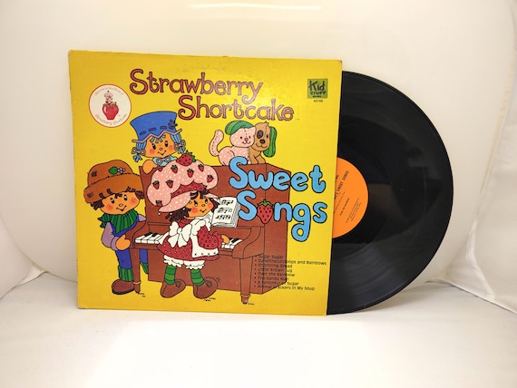 Strawberry Shortcake Sweet Songs Vinyl Record - Vintage LP Disc W