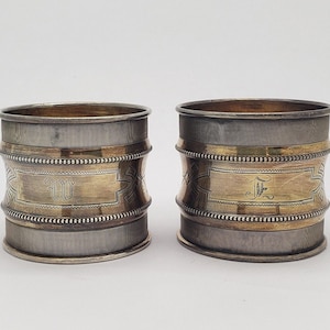 Lot of 2 Antique Silver-Plated Napkin Rings 1-1/2&quot; wide monogramed &quot;E&quot; and &quot;W&quot; circa 1900s MH-4522 M