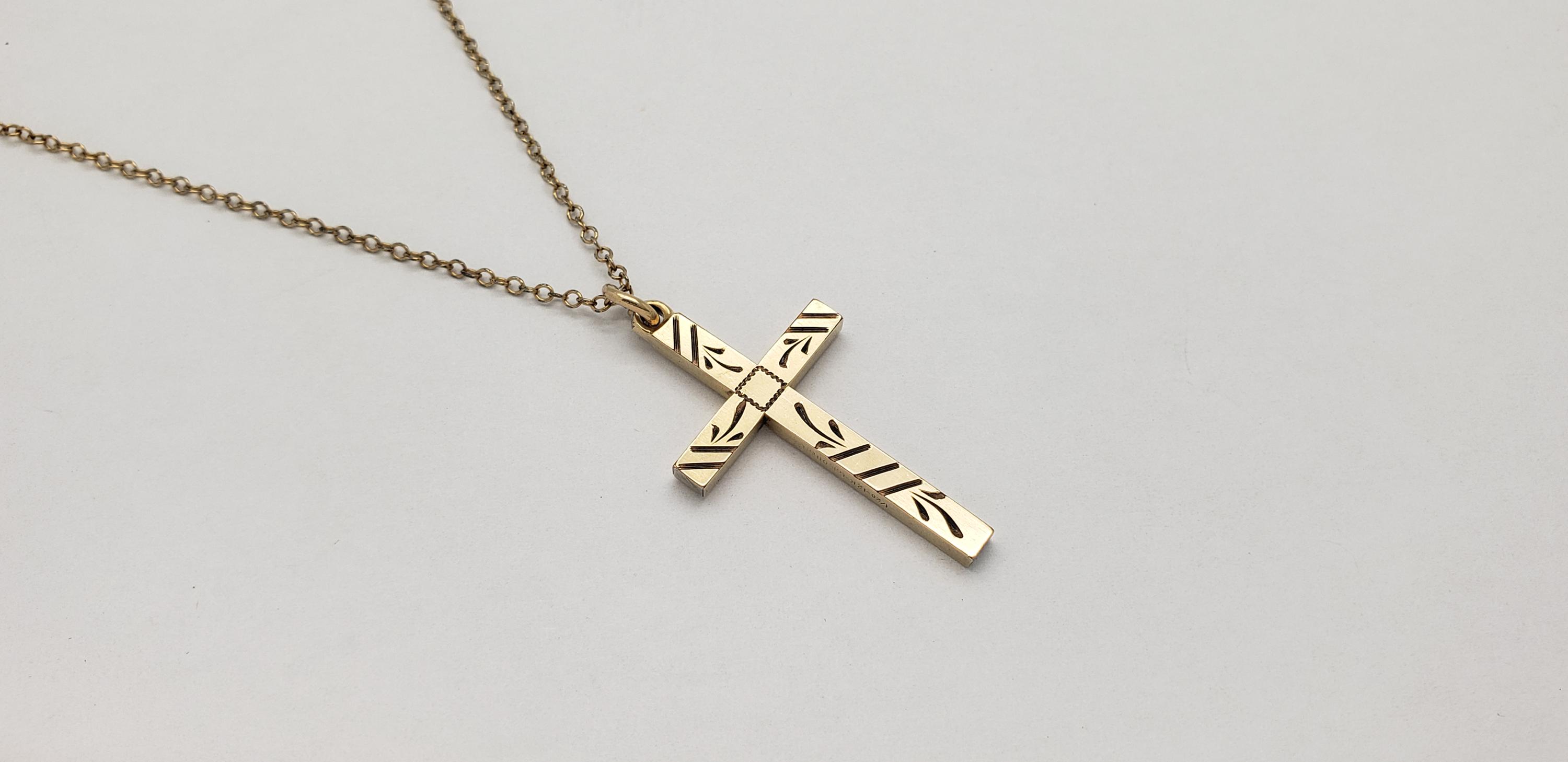 Pendentif Croix En Alliage Doré - Gold Filled - Fantaisie - Neuf Sans Emballage