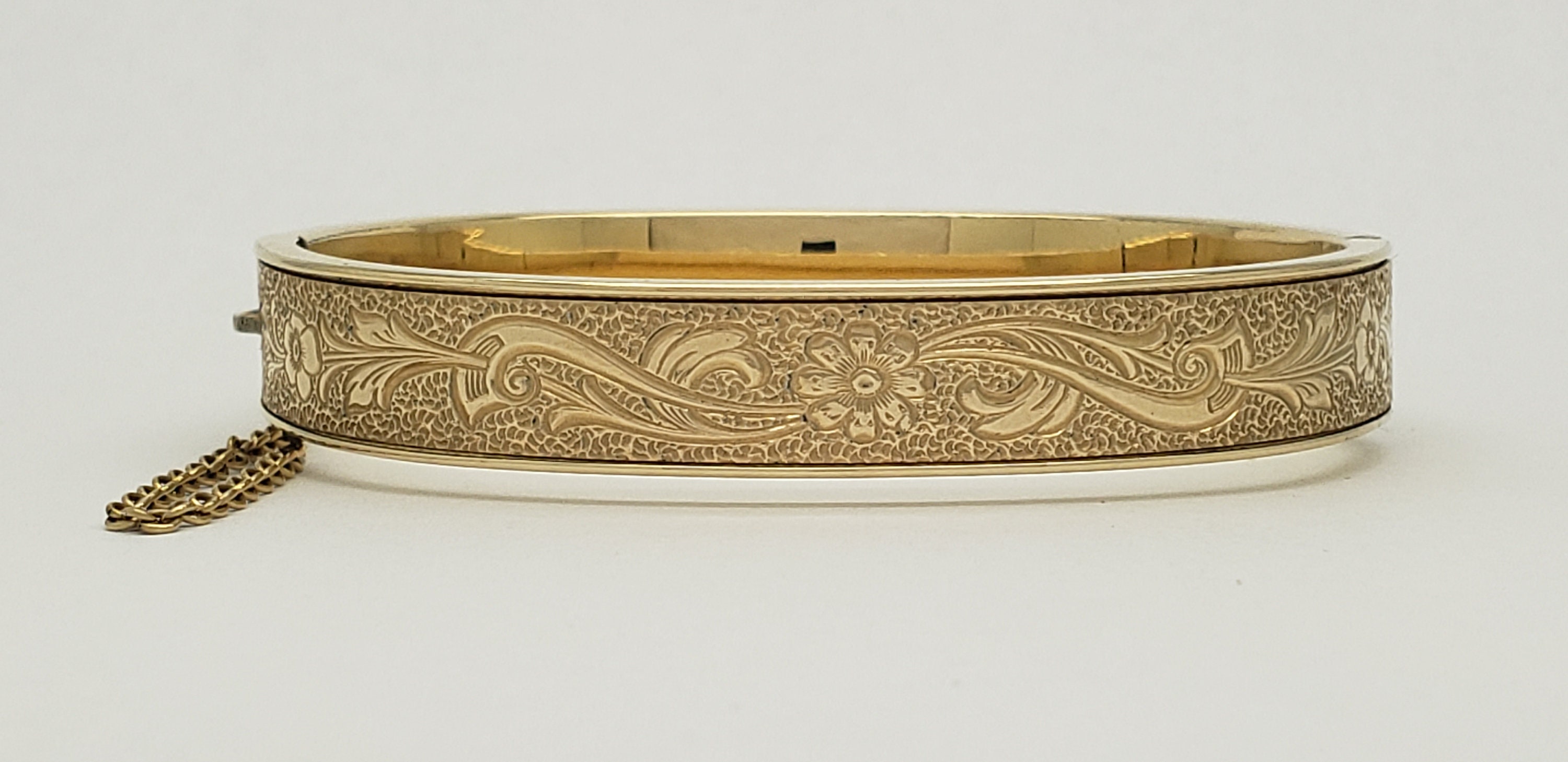 Mid-century KREMENTZ Gold-filled Hinged Bangle Bracelet 3/8 Mid-century KREMENTZ Gold-filled Hinged Bangle Bracelet 3/8