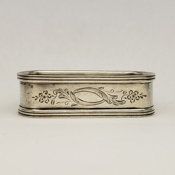 Antique Solid Sterling Silver Oblong Floral Motif Design Napkin Ring Holder 2-1/8" long x 5/8" wide 12.1 grams circa 1900s MH-5204