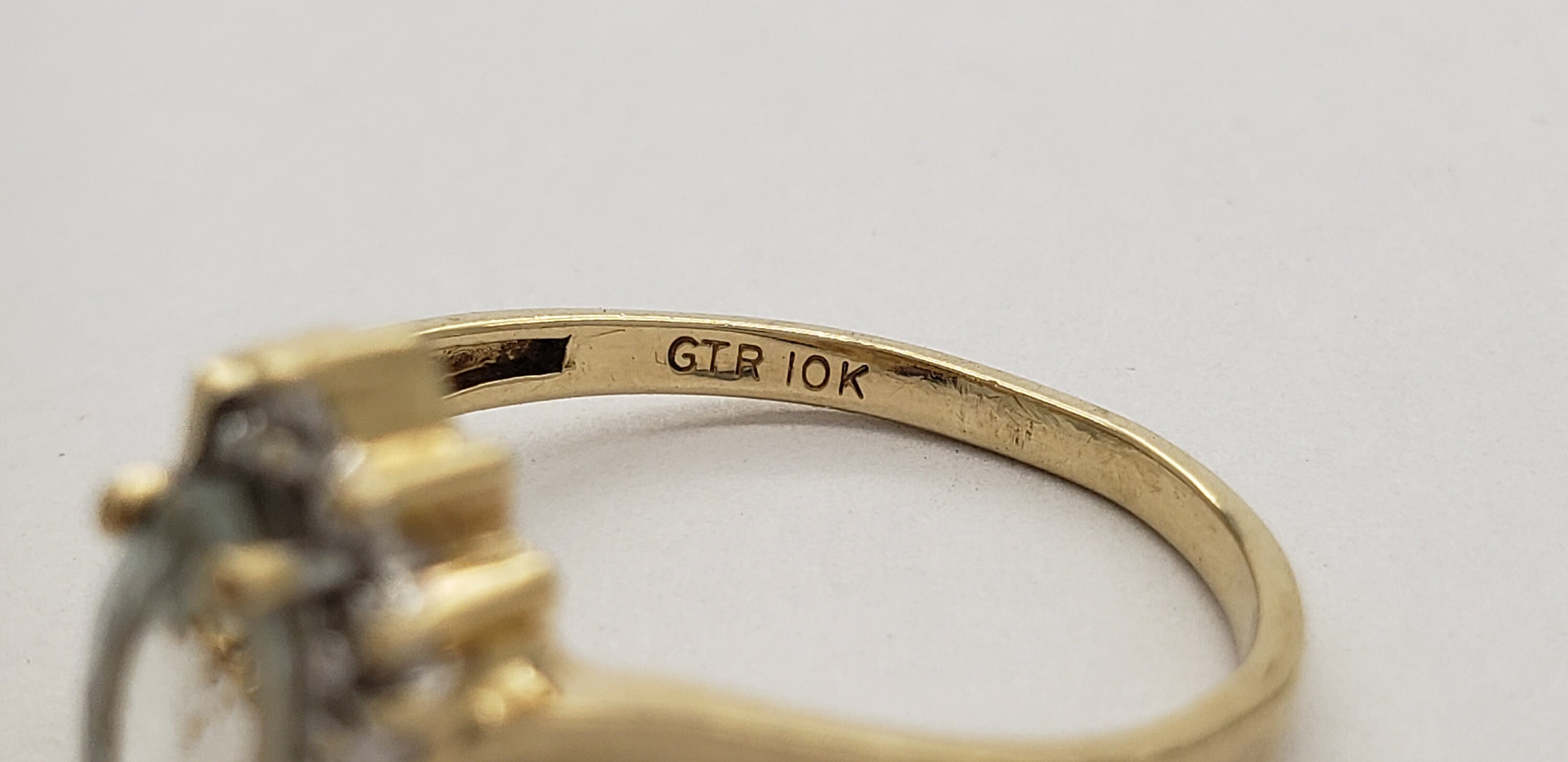 Vintage SAMUEL AARON GTR 10K Solid Gold Genuine Marquise Cut
