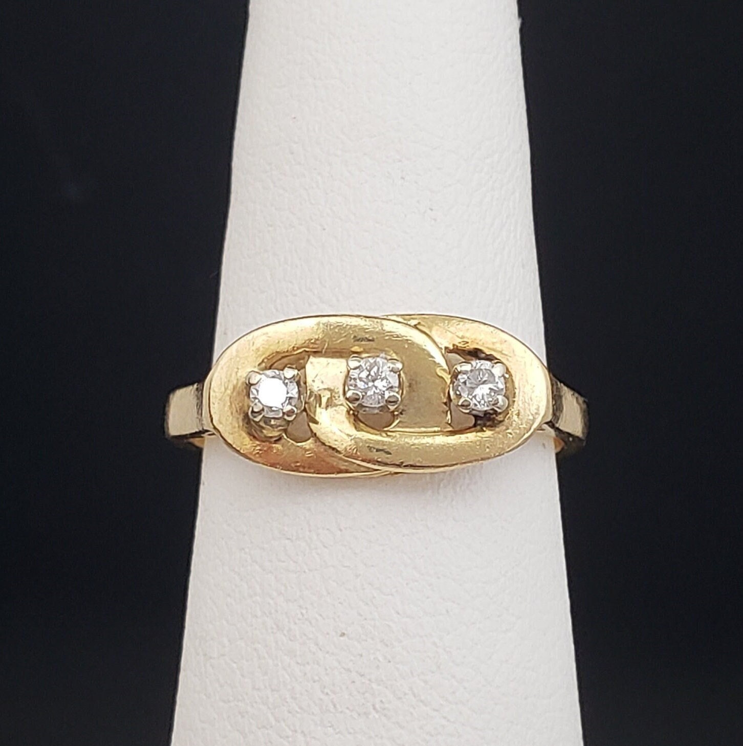Estate 14K Solid Gold Genuine Diamond Trio Trinity Past Present Future Engagement Wedding Anniversary Ring 2.6 grams size 5-3/4 MH-4610
