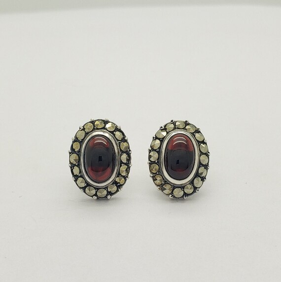 Boucles D'oreilles Clou Art Déco En Argent Massif, Grenat Et Marcassites - Occasion En Excellent état