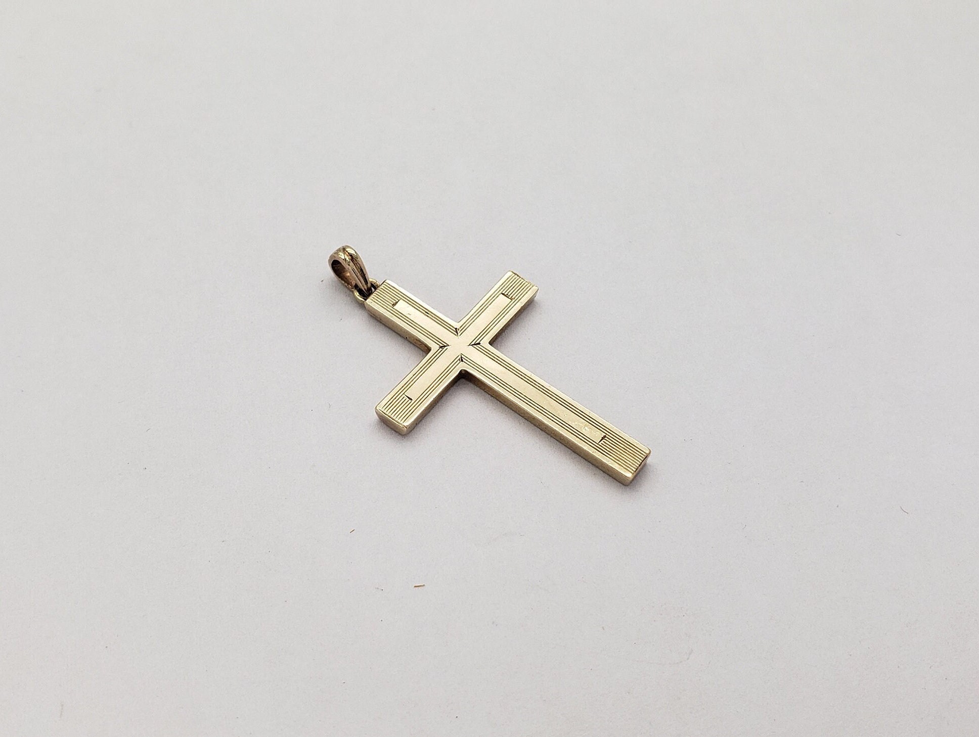 Vintage ESEMCO Shiman 10K Solid Gold Cross Pendant 1-5/16