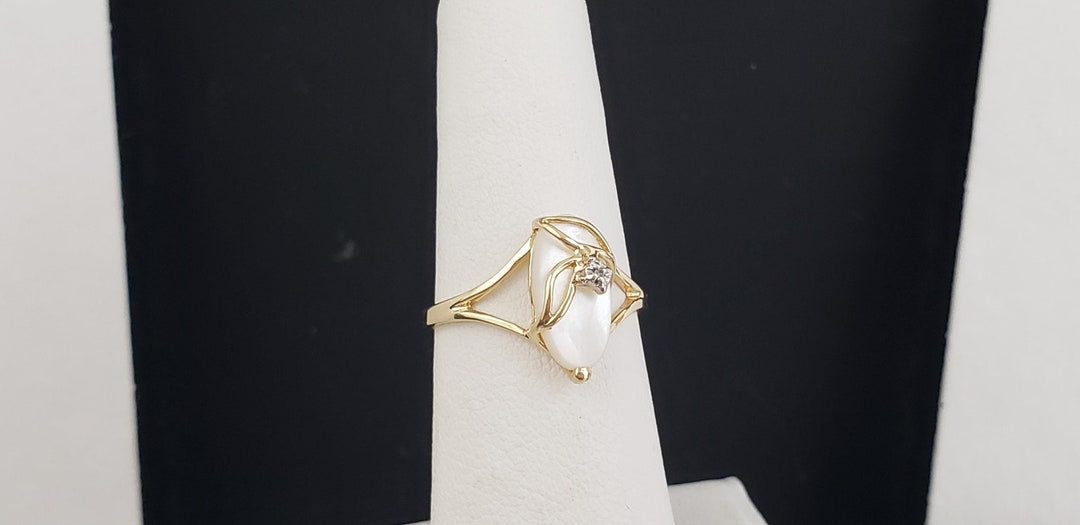 Vintage R. KLEIN Jewelry Co. Inc. 10K Solid Gold Oval Mother