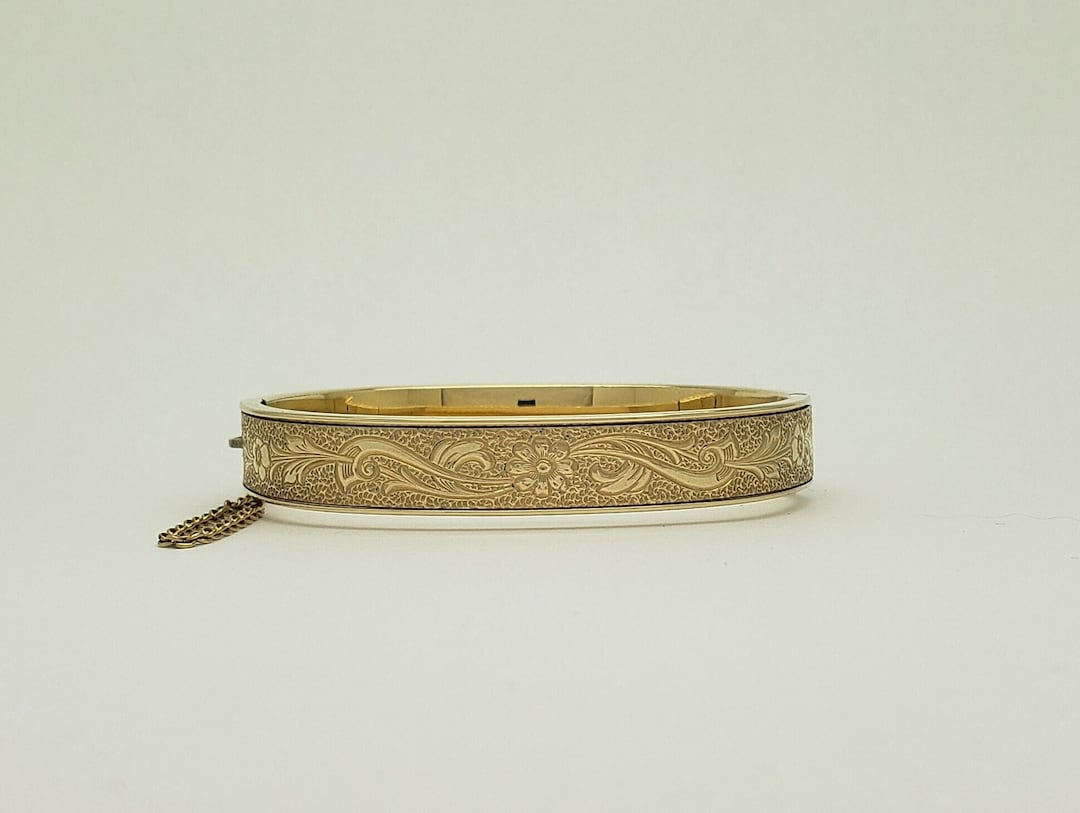 Mid-century KREMENTZ Gold-filled Hinged Bangle Bracelet 3/8 Mid-century KREMENTZ Gold-filled Hinged Bangle Bracelet 3/8