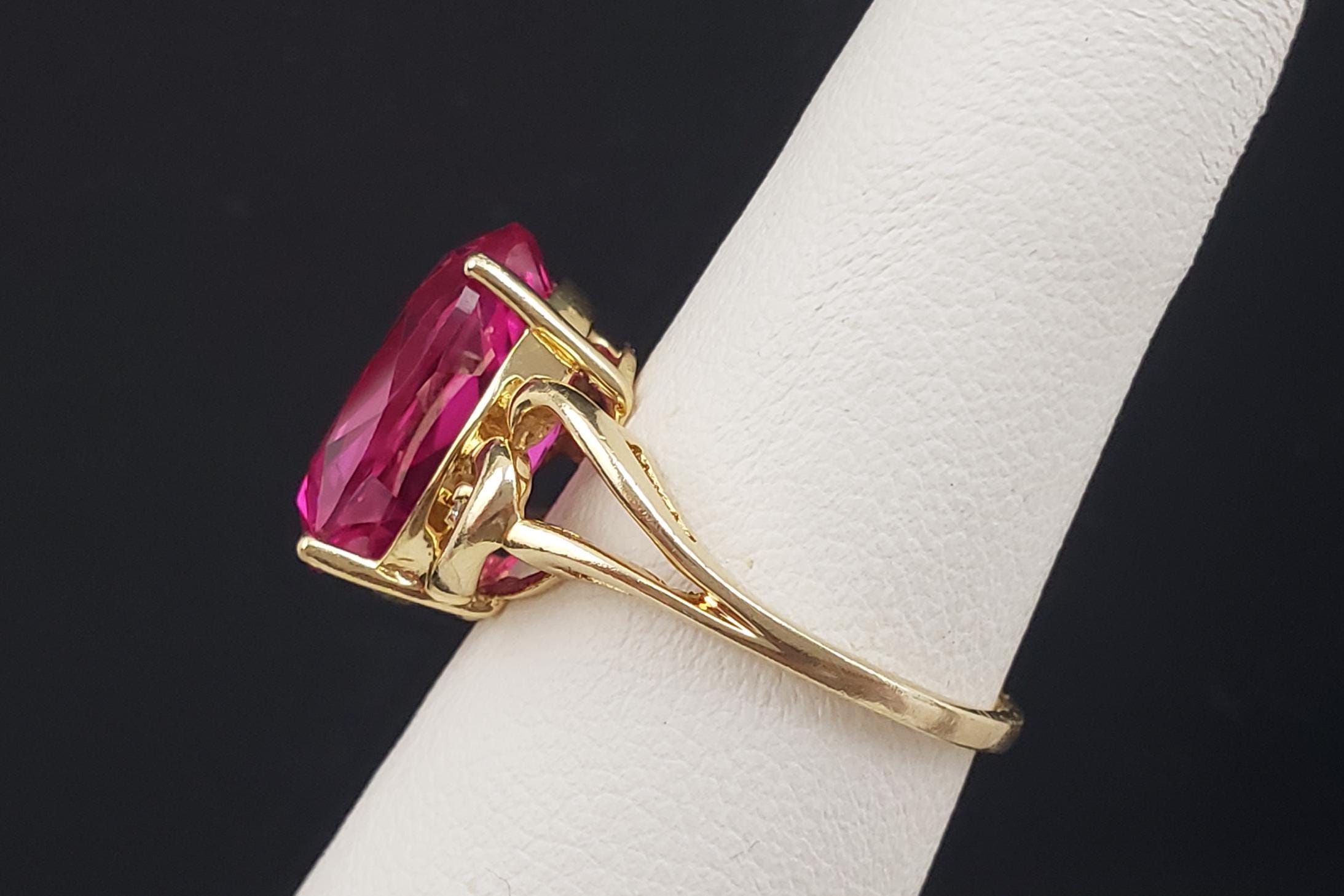 Vintage 14K Solid Gold QVC Diamonique Simulated Magenta Ruby Oval Cut ...