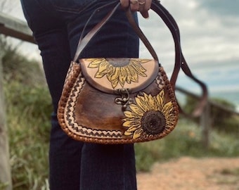 Leather Cross Body Bag, Sunflower Bag, Sunflower Pattern  display picture 3