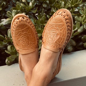 Aqua huaraches shop