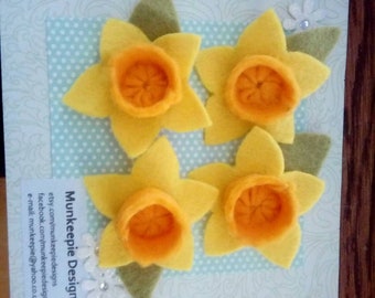 Yellow /& Orange Daffodil Spring Flower Shank Buttons Easter Flowers
