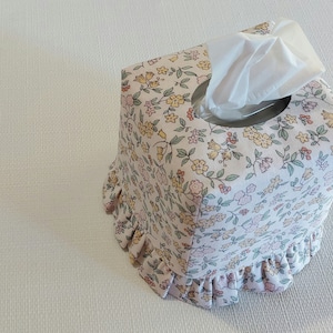 Linen tissue box cover, tissue box cover, ruffled tissue box cover, tissue cover