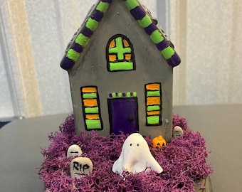 Spooky Little Haunted House