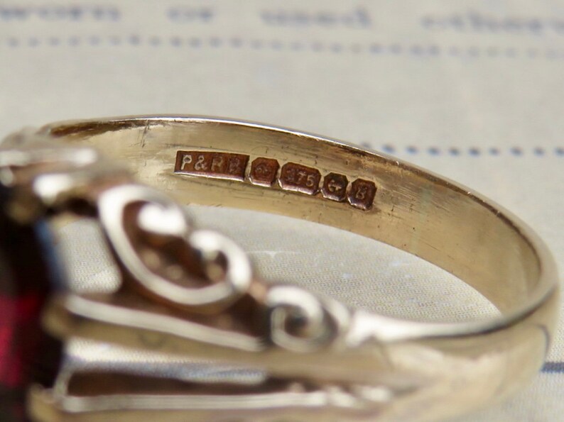 Vintage 9ct Gold Cocktail Gypsy Belcher Setting Ring Etsy