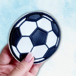 Fußball 13 cm zum Nähen, Fußball Applikation Aufnäher, Fußball Patch für Schultüte, Kunstleder Fußball Applikation, Verschiedene Farben