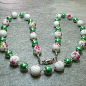 Porcelain And Green Necklace