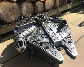 Metal Art - Millennium Falcon - Fire Pit - Wood Burner