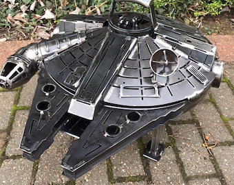 Millennium Falcon Fire Pit & Grill - Unique Fire Pit - Custom Grill - Metal Art