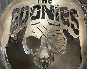 Sculpture en acier The Goonies - globe de feu The Goonies - brasero Goonies - souvenirs Goonies - oeuvre d'art en métal Goonies