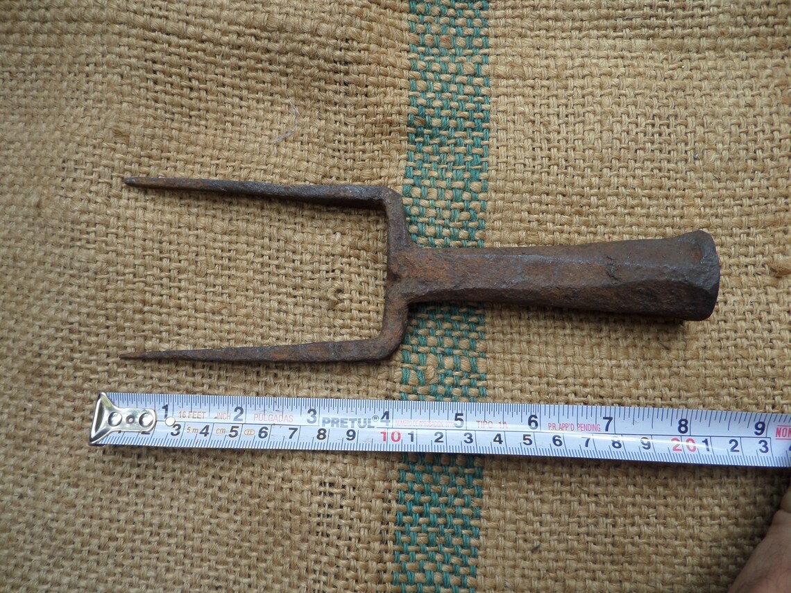 Antique Vintage Scythe Sickle Sharpening Peening Anvil Etsy