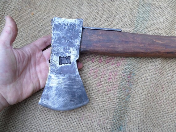 Hache type 'Allemand' avec manche en bois de frêne, DIN 5131, Prandi | Battle-Merchant