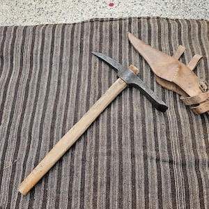 Sällsynt tysk militärhacka från 1930-talet